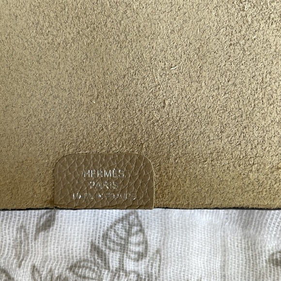 Hermes Ulysse MM Notebook Cover - Picture 6 of 7